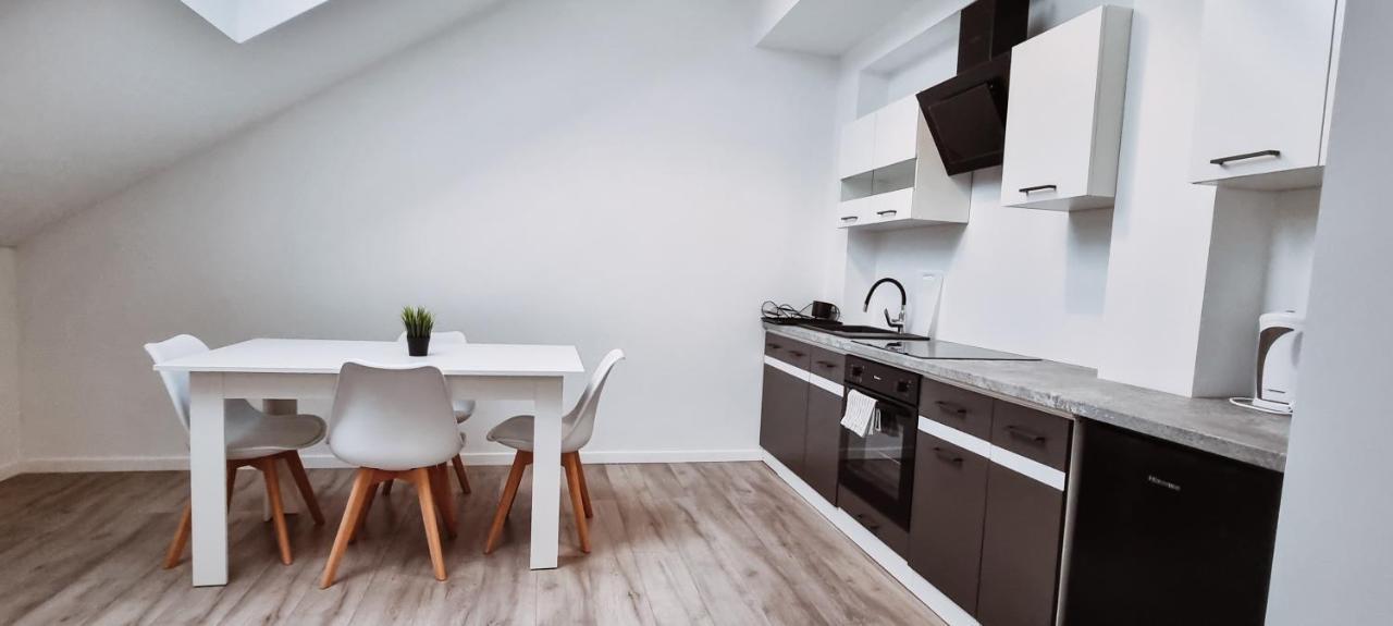 Sunny Apartment 8 Cracovia Esterno foto